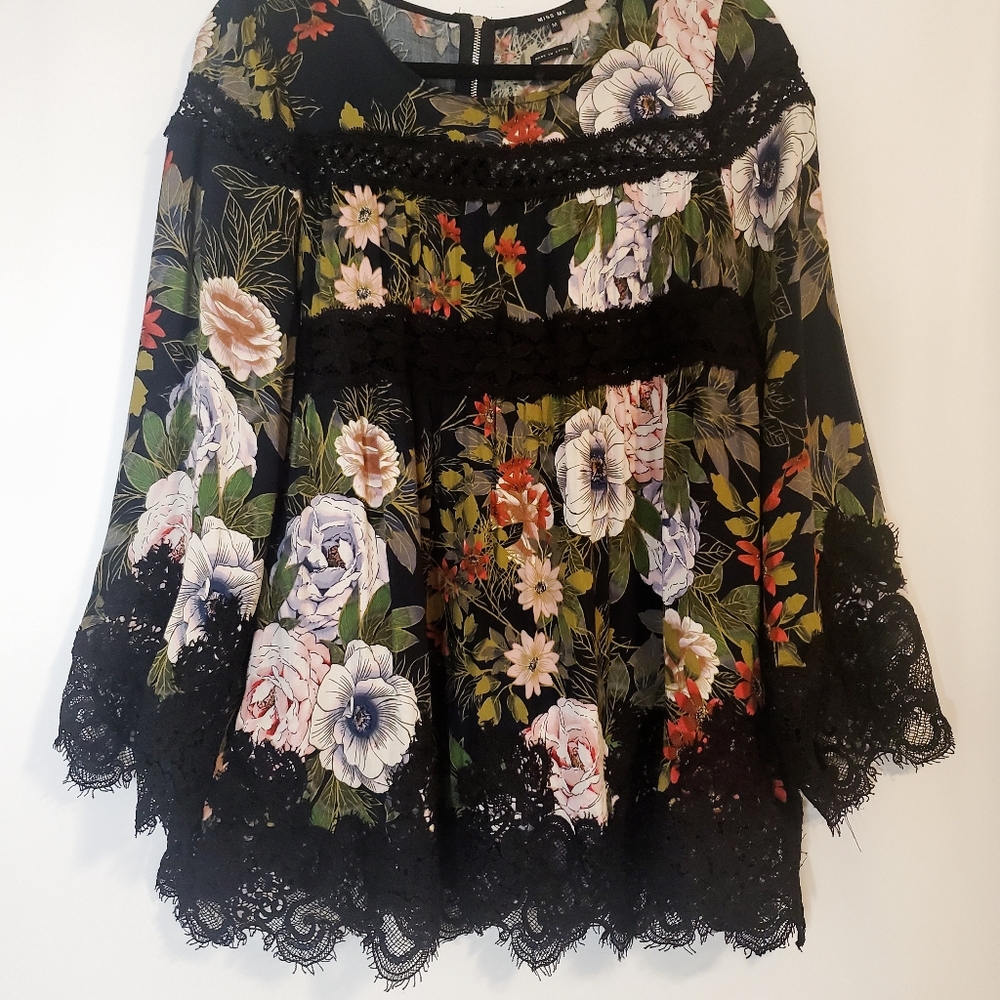 MISS ME Size M 100% Viscose tiered floral bohemian black lace peasant top - Picture 3 of 11